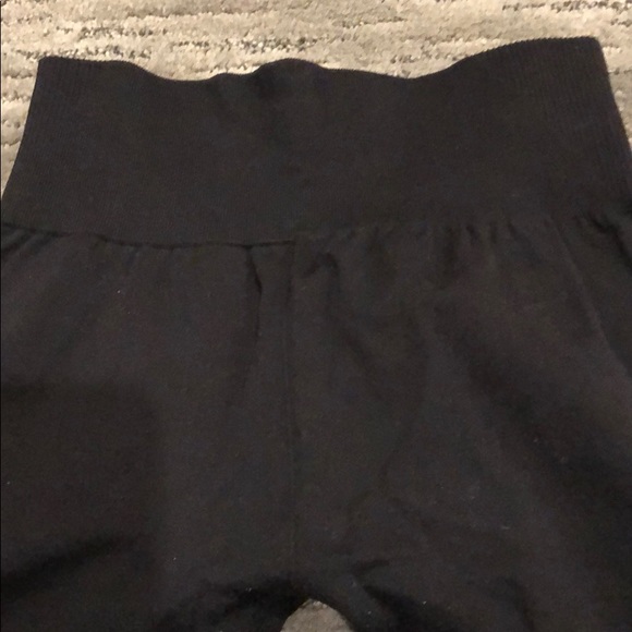 Carbon 38 Black Netted Legging - Picture 3 of 7